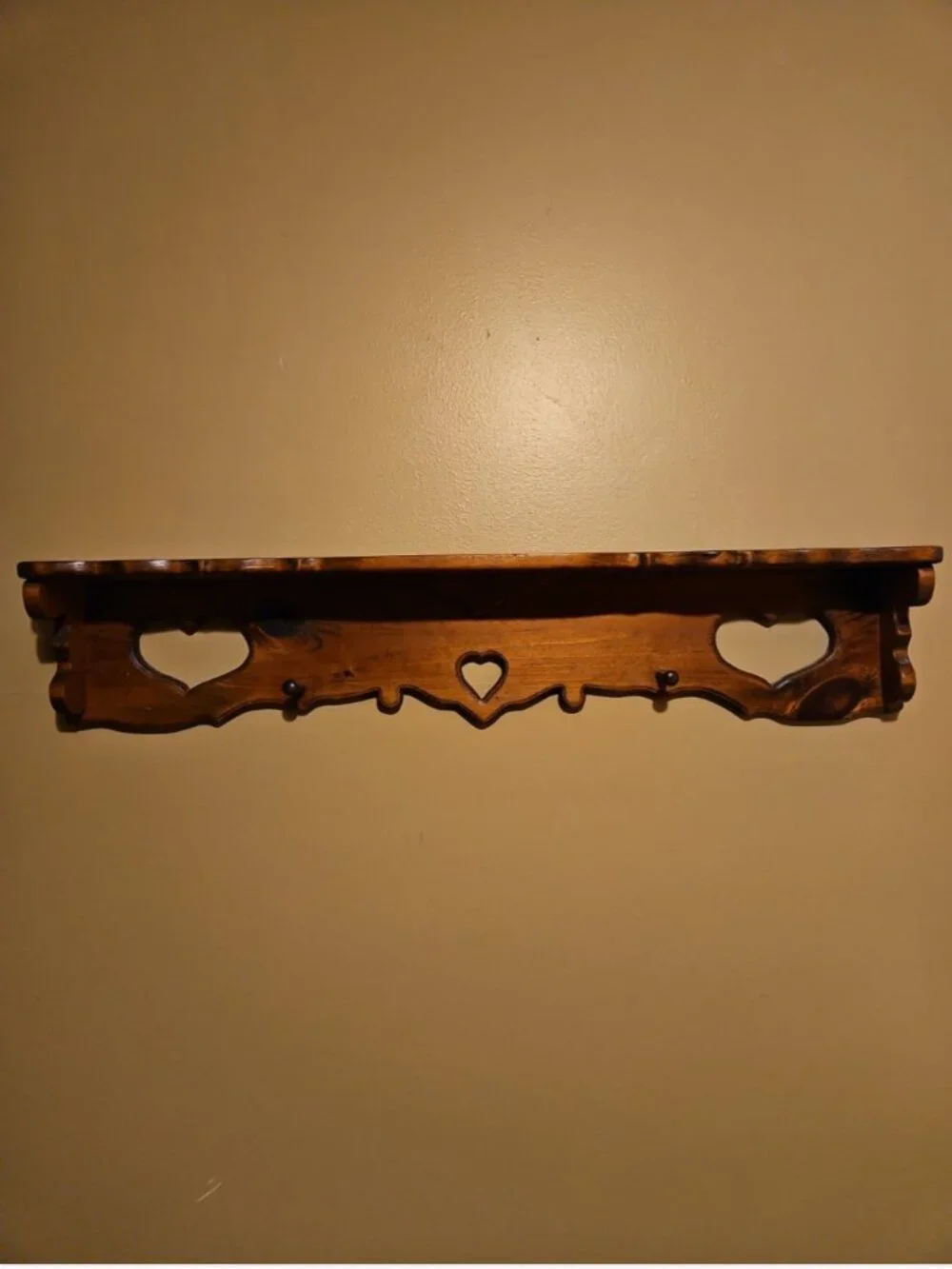 Vintage Heart Cutout Pine Wood Hanging Display Shelf Grannycore Cottagecore 41